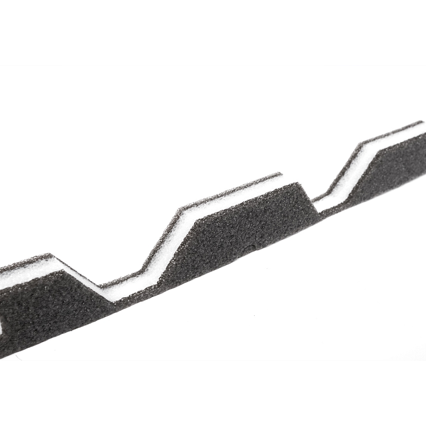Уплотнитель С-44 (нижний), 1м (100 шт/кор)