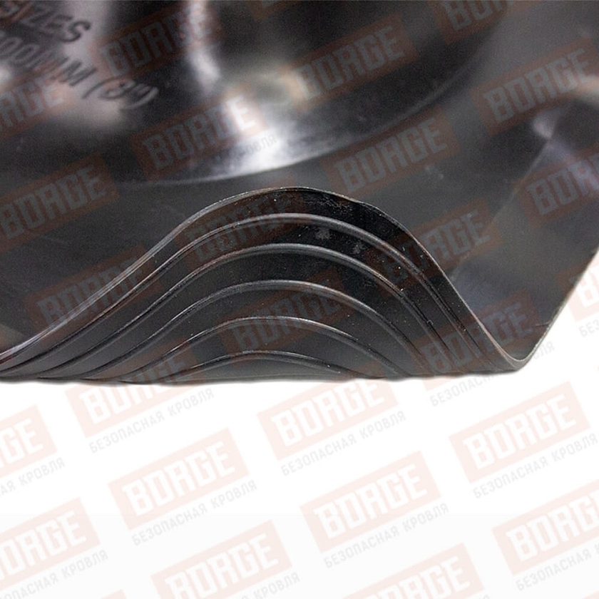 Проходка кровельная угловая №1 BORGE (d=75-200, 420х420mm, RAL 9005 черный), силикон